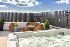 Thome Hoia Jacuzzi